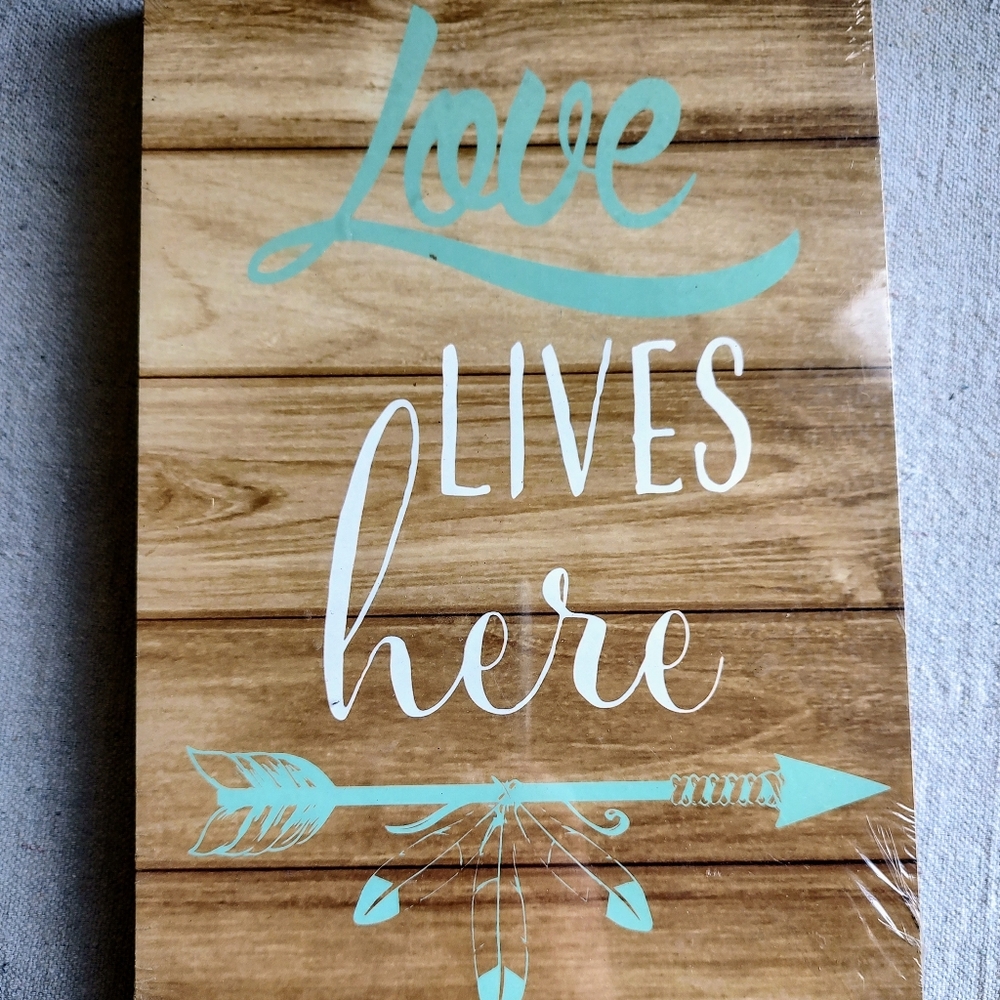 "Love Lives Here" Wall Decor